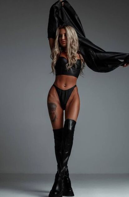 Адель - фото